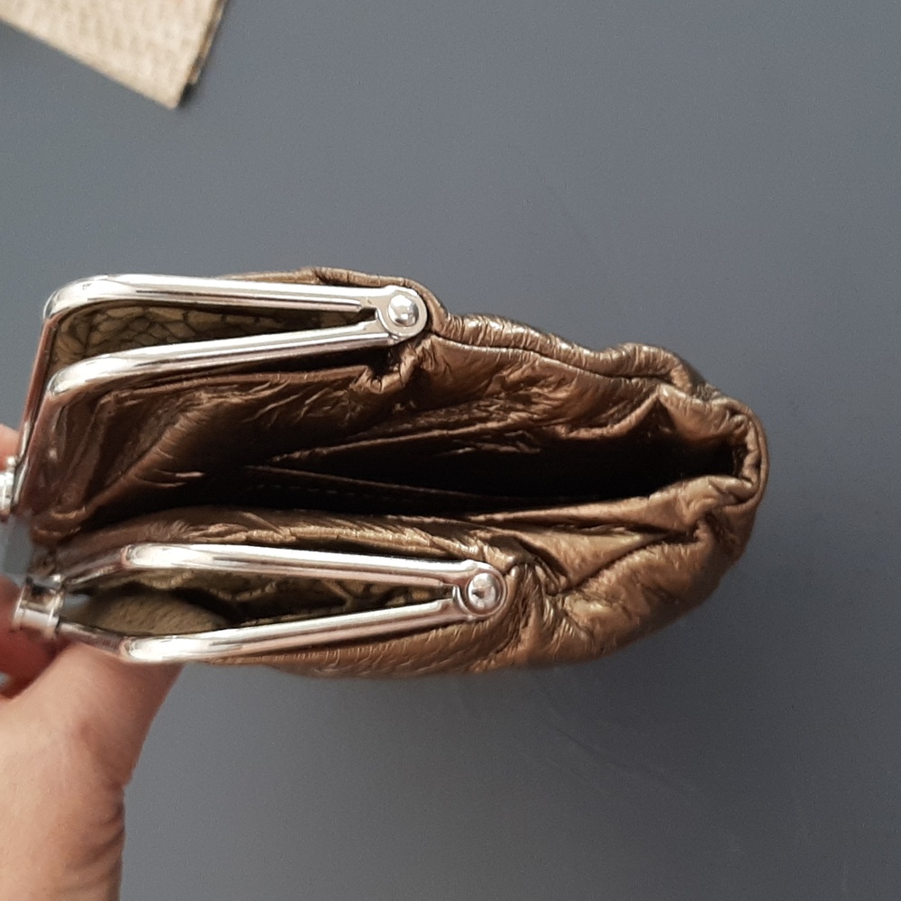 HOBO Lauren Wallet - Picture 9 of 13
